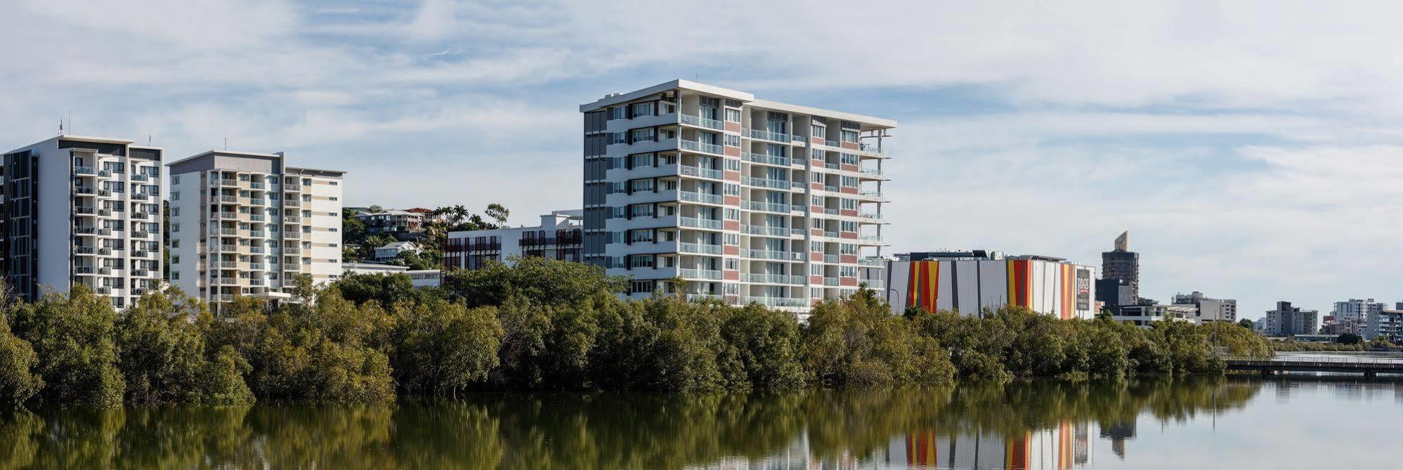 Central Holborn Apartments Townsville Dış mekan fotoğraf